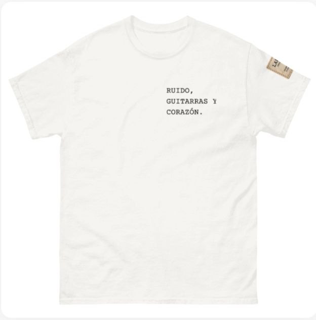 Camiseta Ruido, guitarras y corazón - Imagen 4